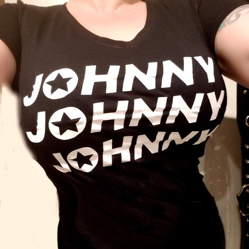 V Neck Tshirt Johnny Johnny Johnny black