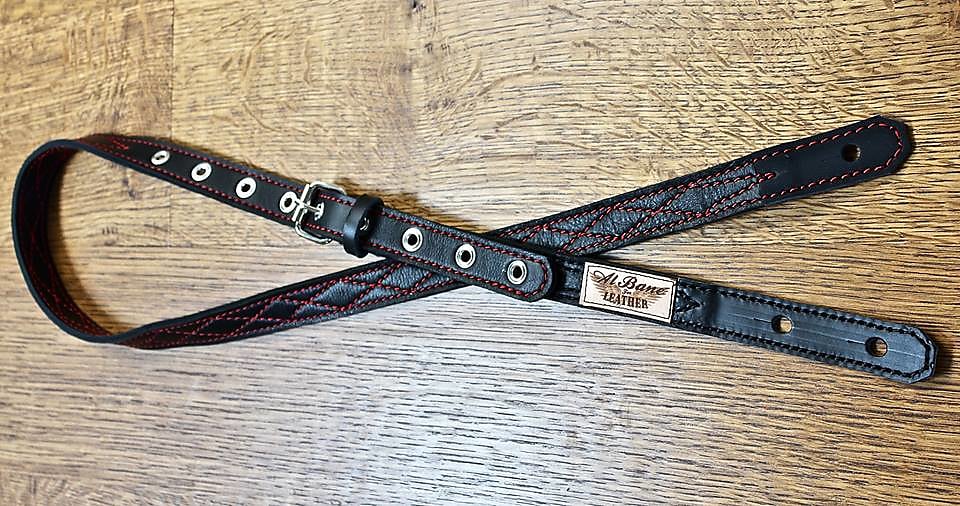 Guitar Slinger Classic 1 1/8 Red/Black guitar strap