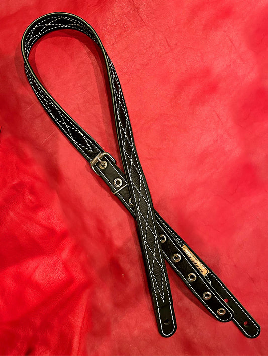 Guitar Slinger Classic 1 1/8" Guitar Strap White/black