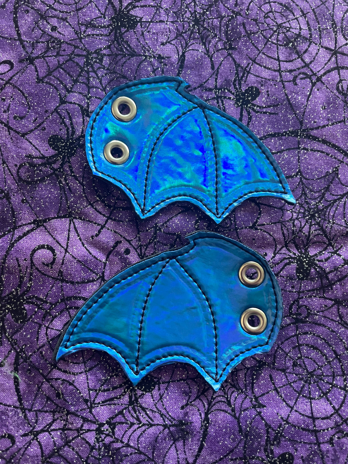 Small Shoe Wings
