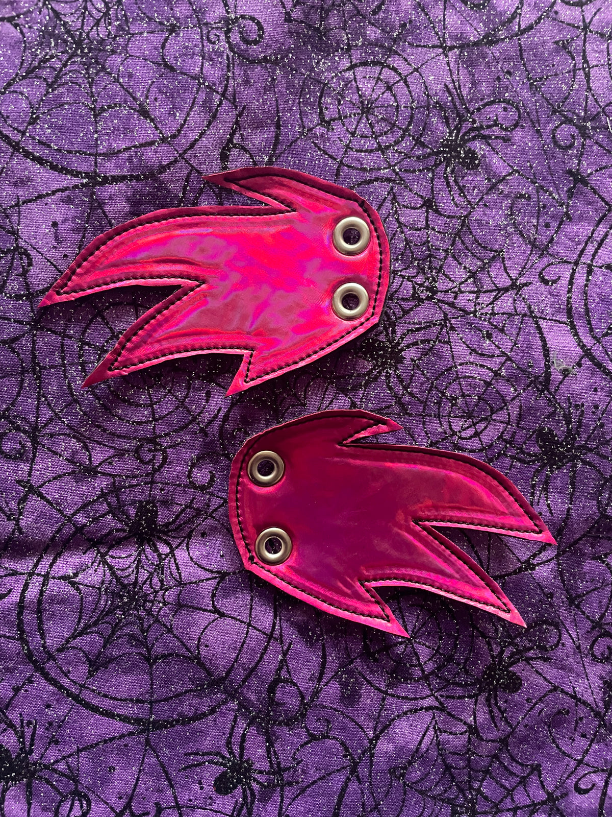 Small Shoe Wings